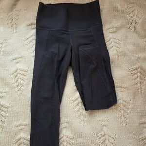 Old Navy Women's Grey Cropped Pants